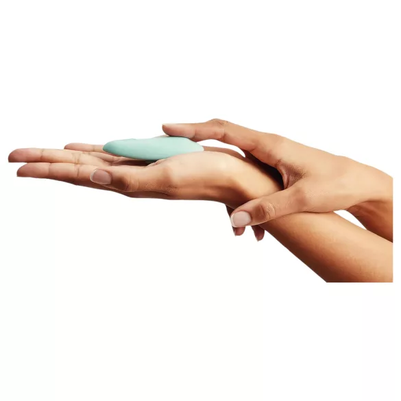 We-Vibe Moxie+ - vibrator clitoridian purtabil, cu aplicație și telecomandă (turcoaz)