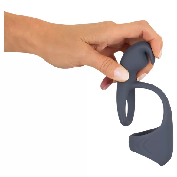 Beau Coeur Vylor - inel penis și testicule cu vibrator clitoridian - gri